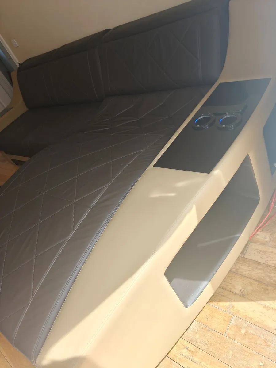 Leather sofa bed - Image 4