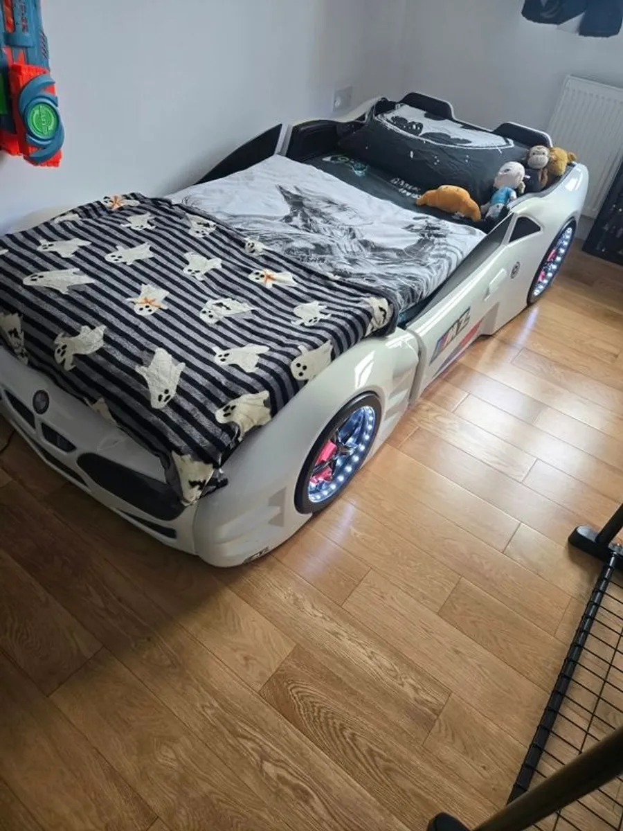 kids single car bed - Image 3