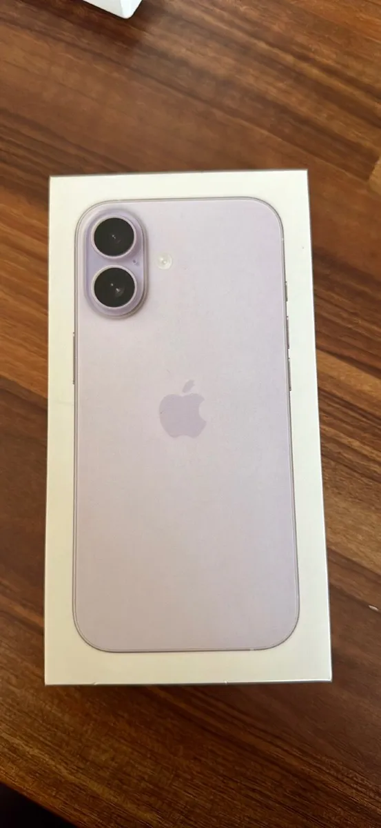 iPhone 17 - Image 1