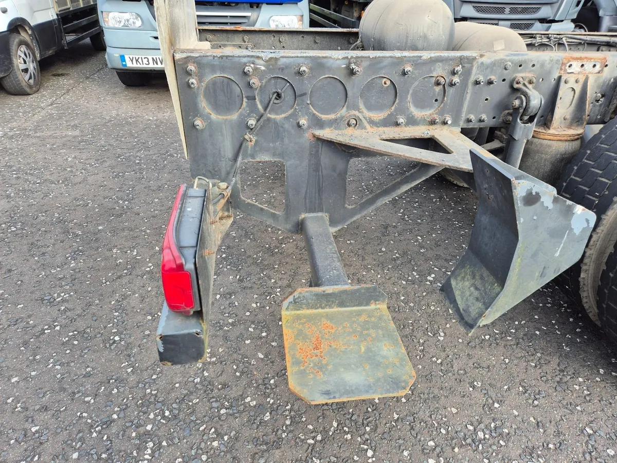 Man 18.240 Chassis Cab - Image 4