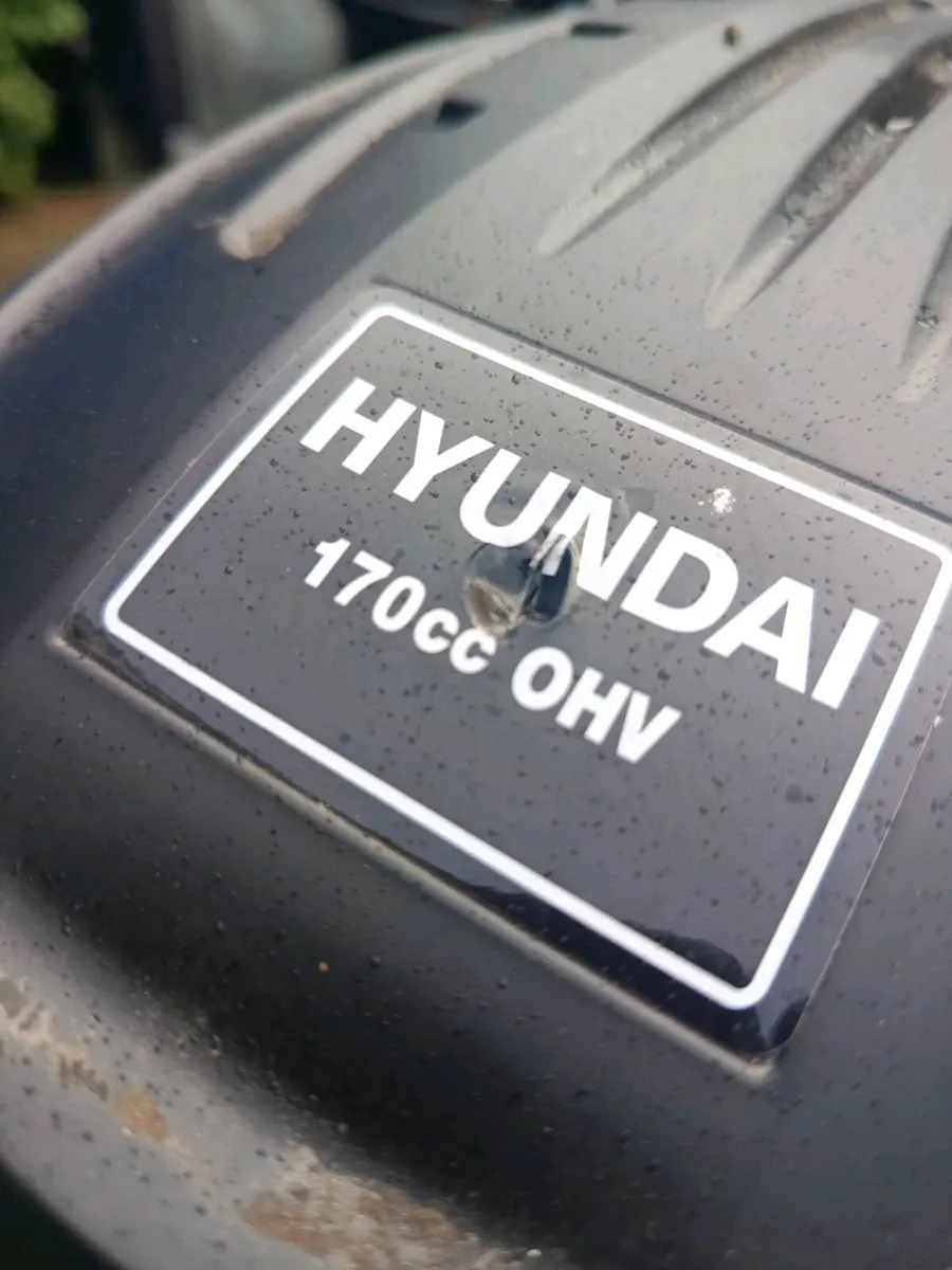 Lawnmower self drive Hyundai 170cc read full add - Image 2
