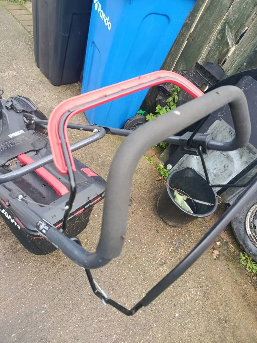 Lawnmower self drive Hyundai 170cc read full add - Image 3