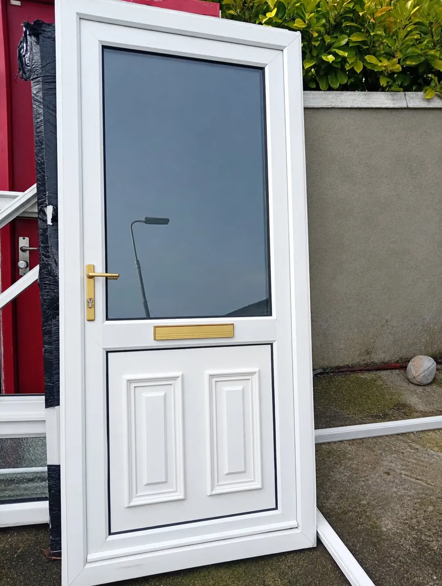 ➡️ HIGHLY INSULATED UPVC DOOR AVAILABLE ⬅️
