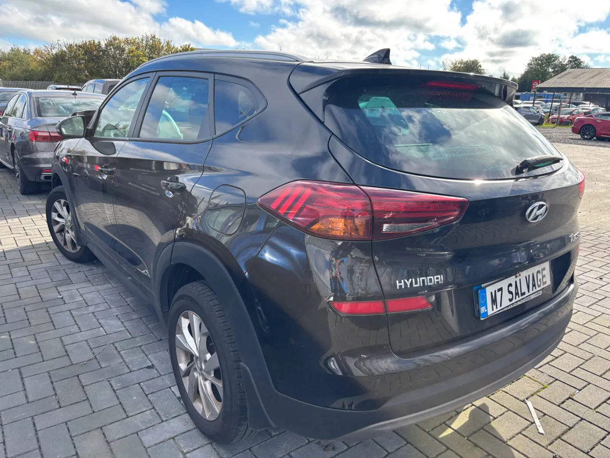 19 Tucson EXC 1.6 Diesel NCT 3/27 104 km Sarts - Image 4