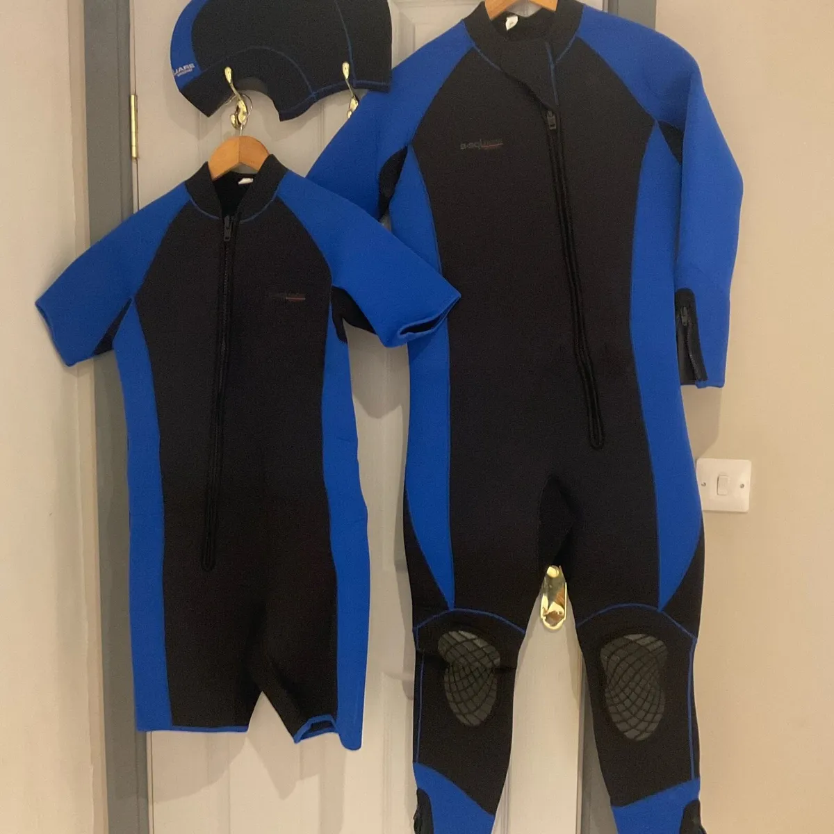 Wet Suit small to medium - Image 1