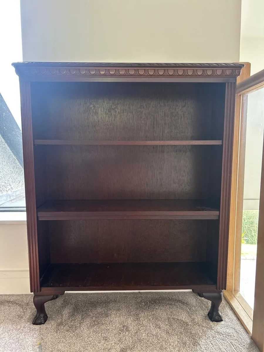 Mahogany bookshelf - Image 1