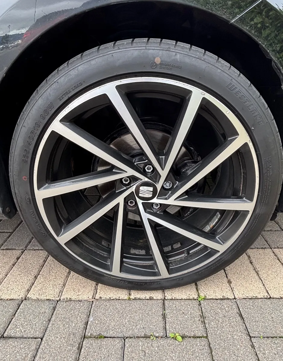 VW Spielberg  19” Alloy wheels - Image 1