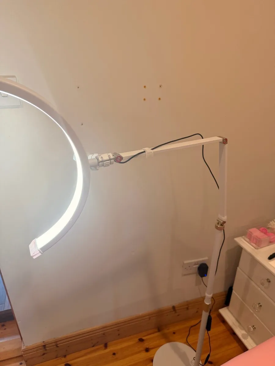 Beauticians half moon floor standing lamp - Image 2