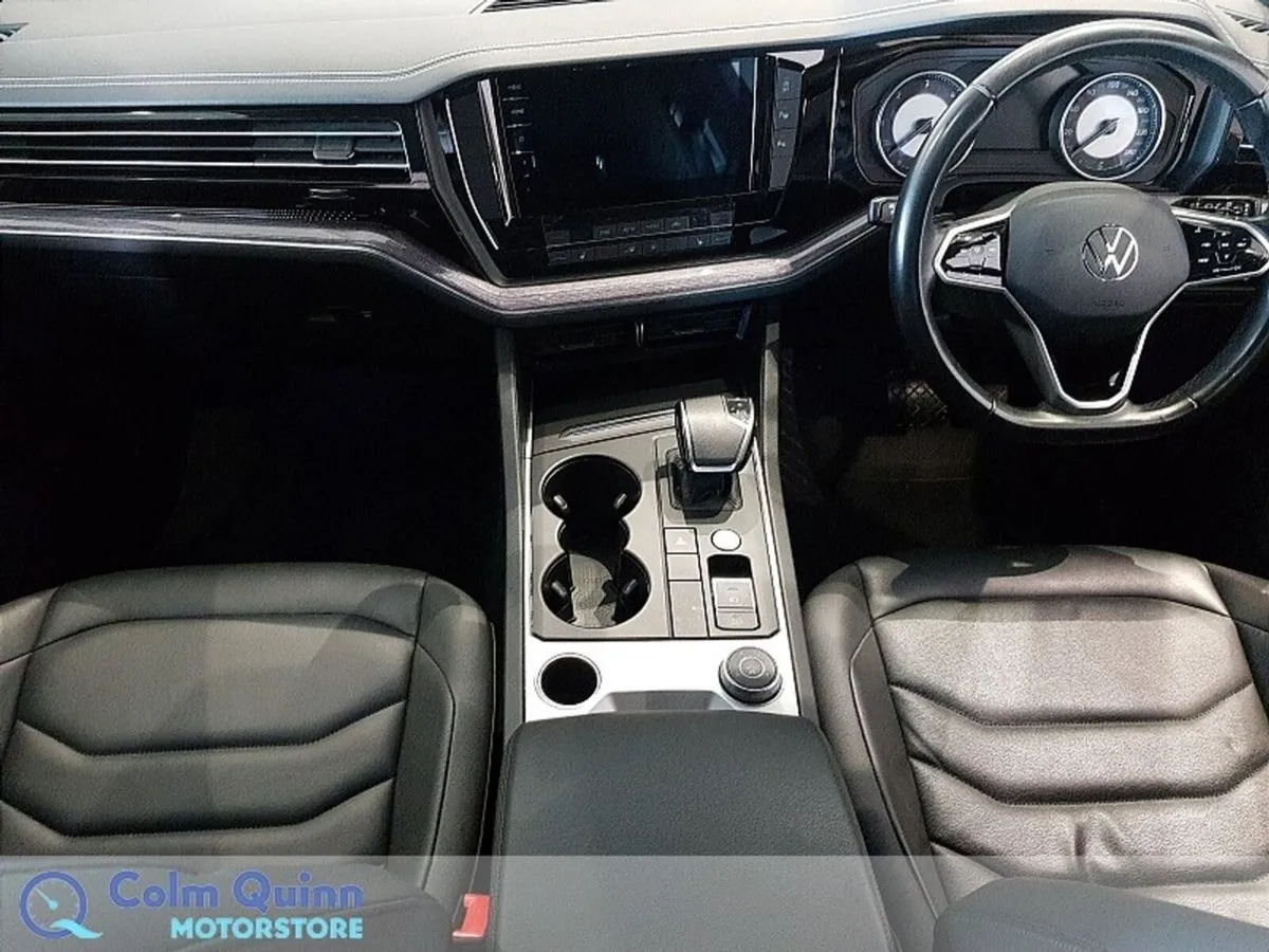 Volkswagen Touareg Commercial 3.0 TDI 2 Seater 231 - Image 4