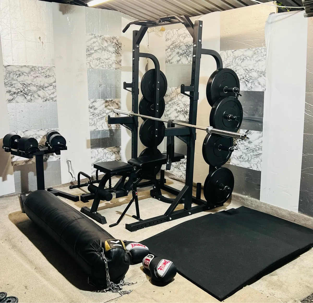 COMMERCIAL COMPLETE  HOME GYM SET UP: READ AD - Image 1