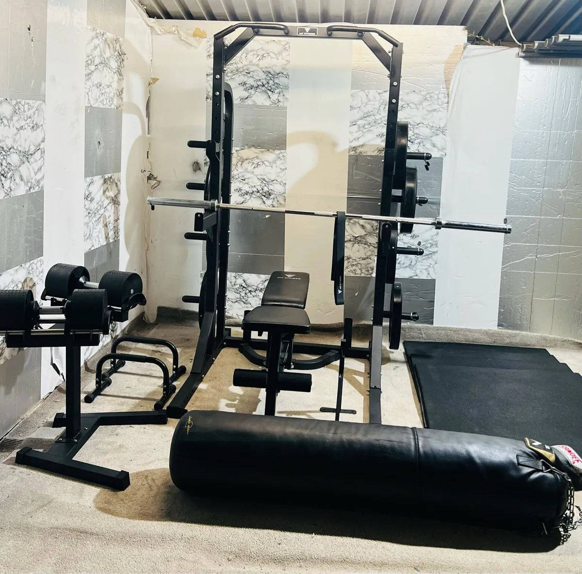 COMMERCIAL COMPLETE  HOME GYM SET UP: READ AD - Image 4