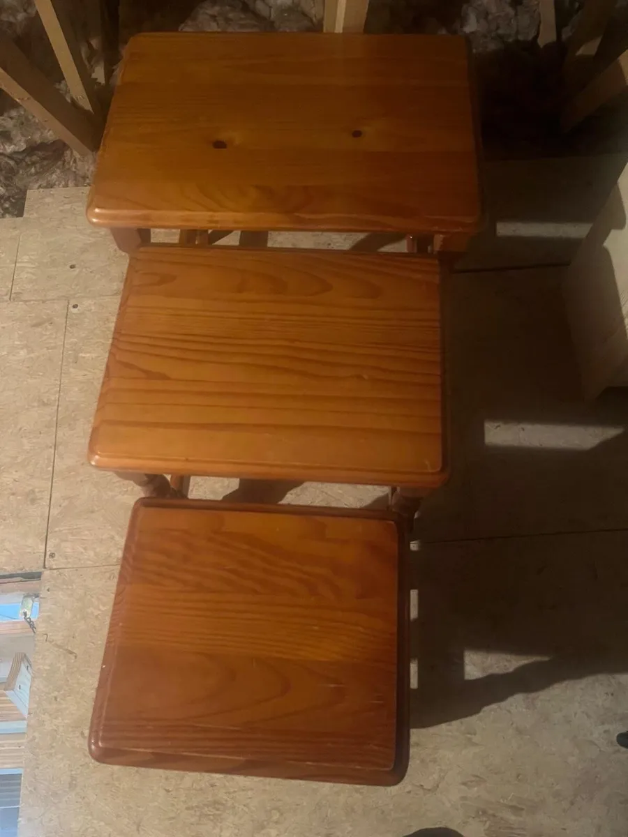 Nest of tables - Image 2