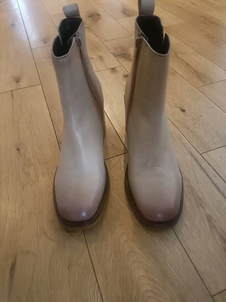 Bagatt leather ankle boots - Image 1