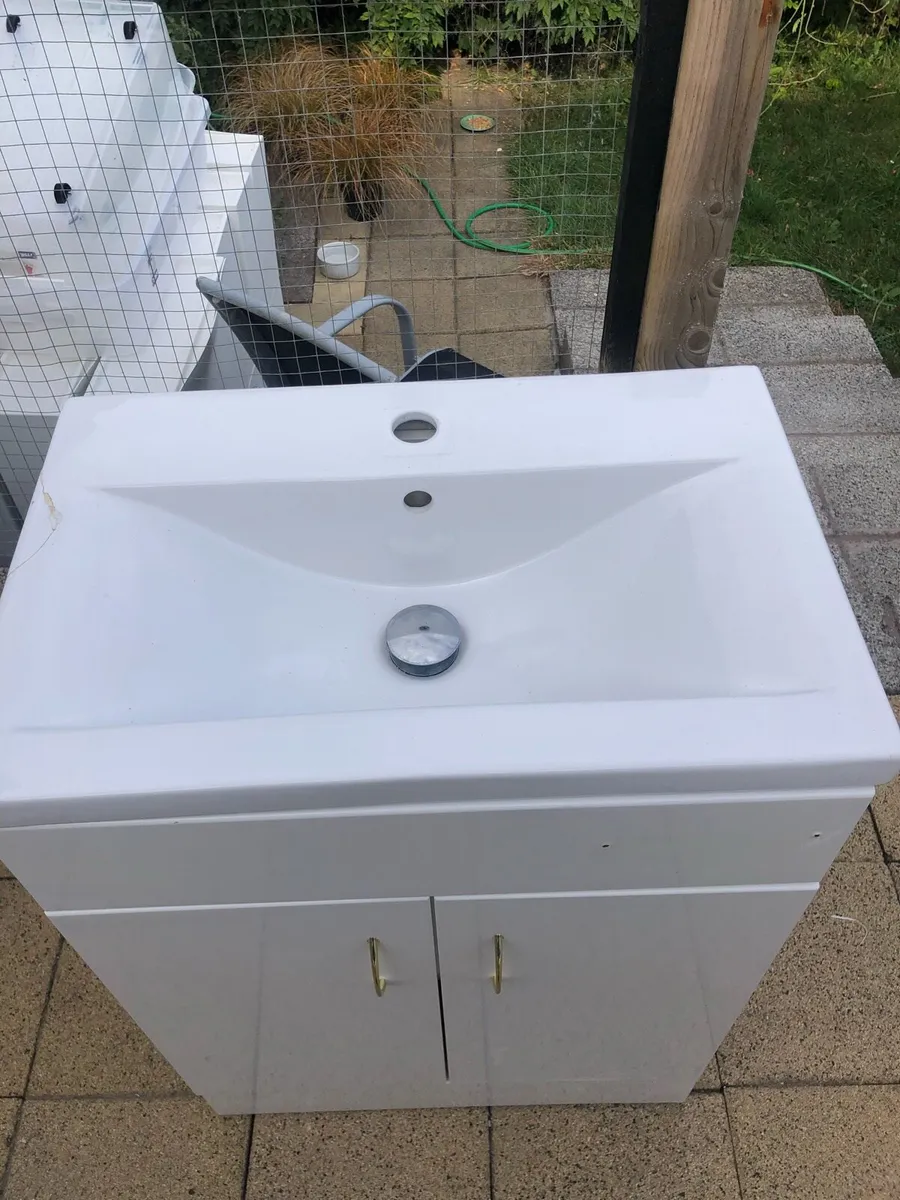 Bathroom vanity unit - Image 2