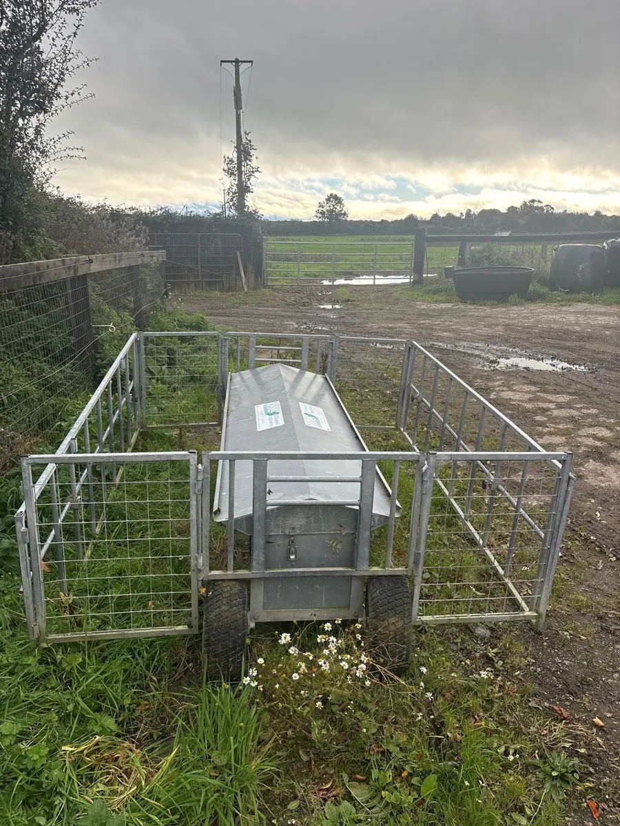 Lamb feeder - Image 2