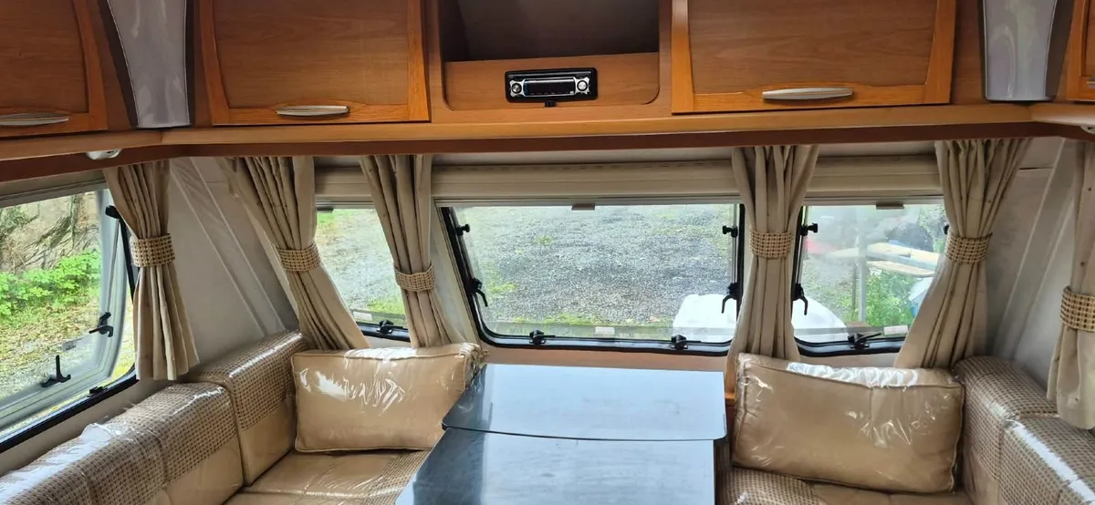 2008 Lunar Lexon Caravan - Image 4