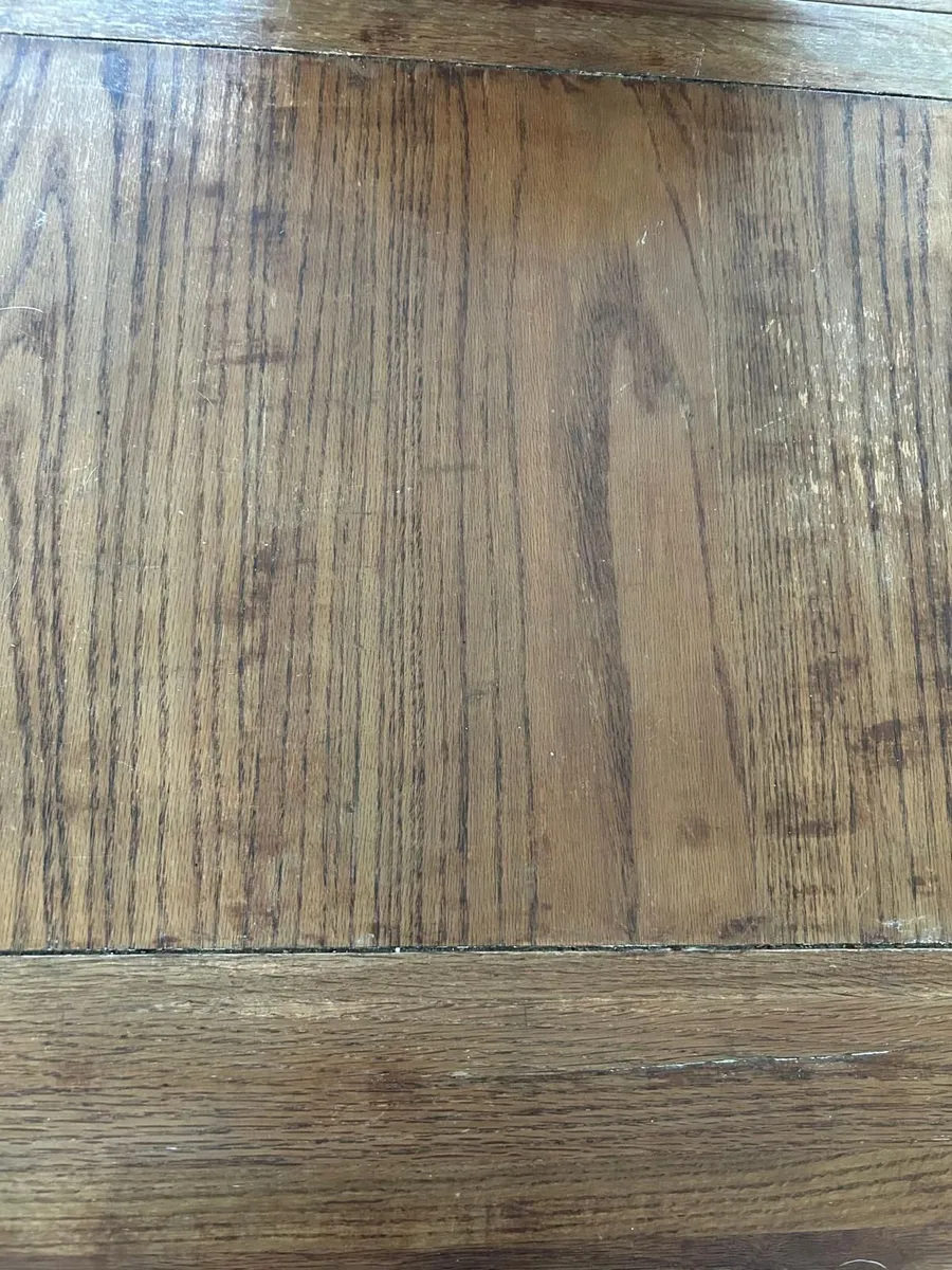 Kitchen Table & 5 chairs - Image 4