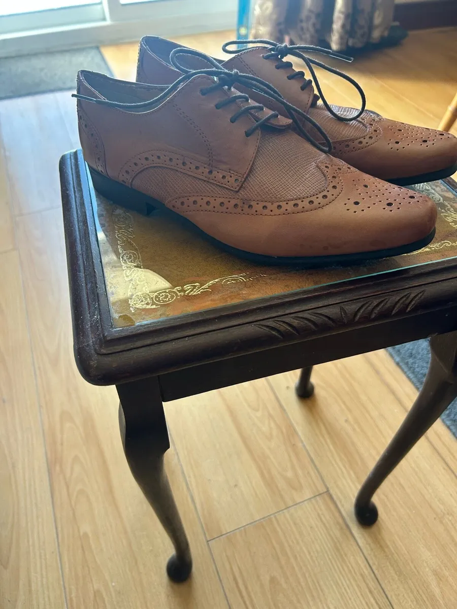 Shoes - Image 3