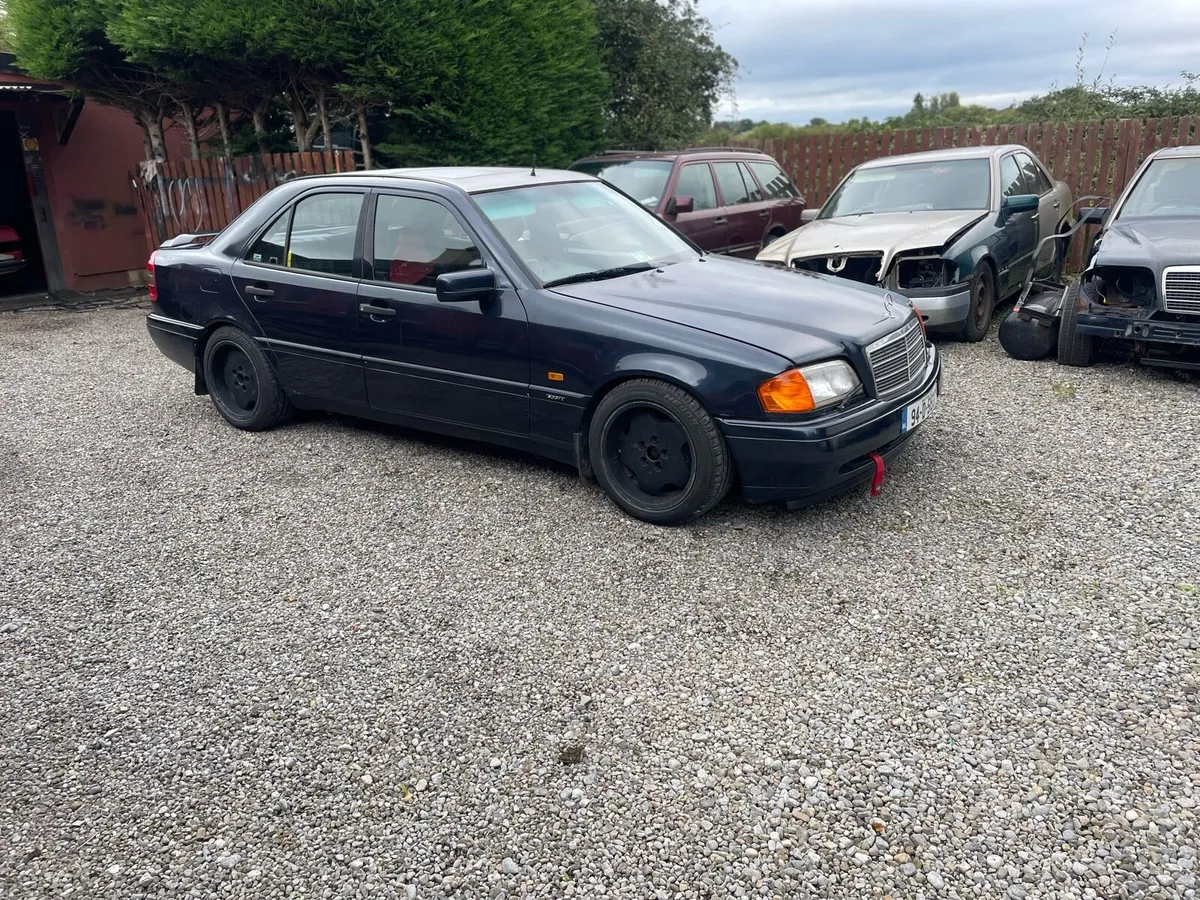 Vintage Mercedes w124 W202 - Image 1