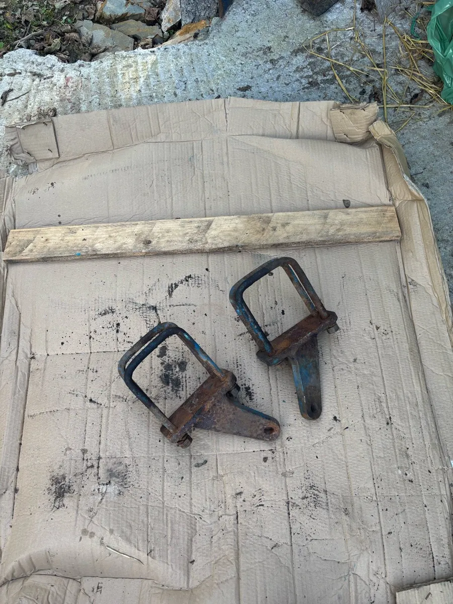 Ford tractor parts - Image 4