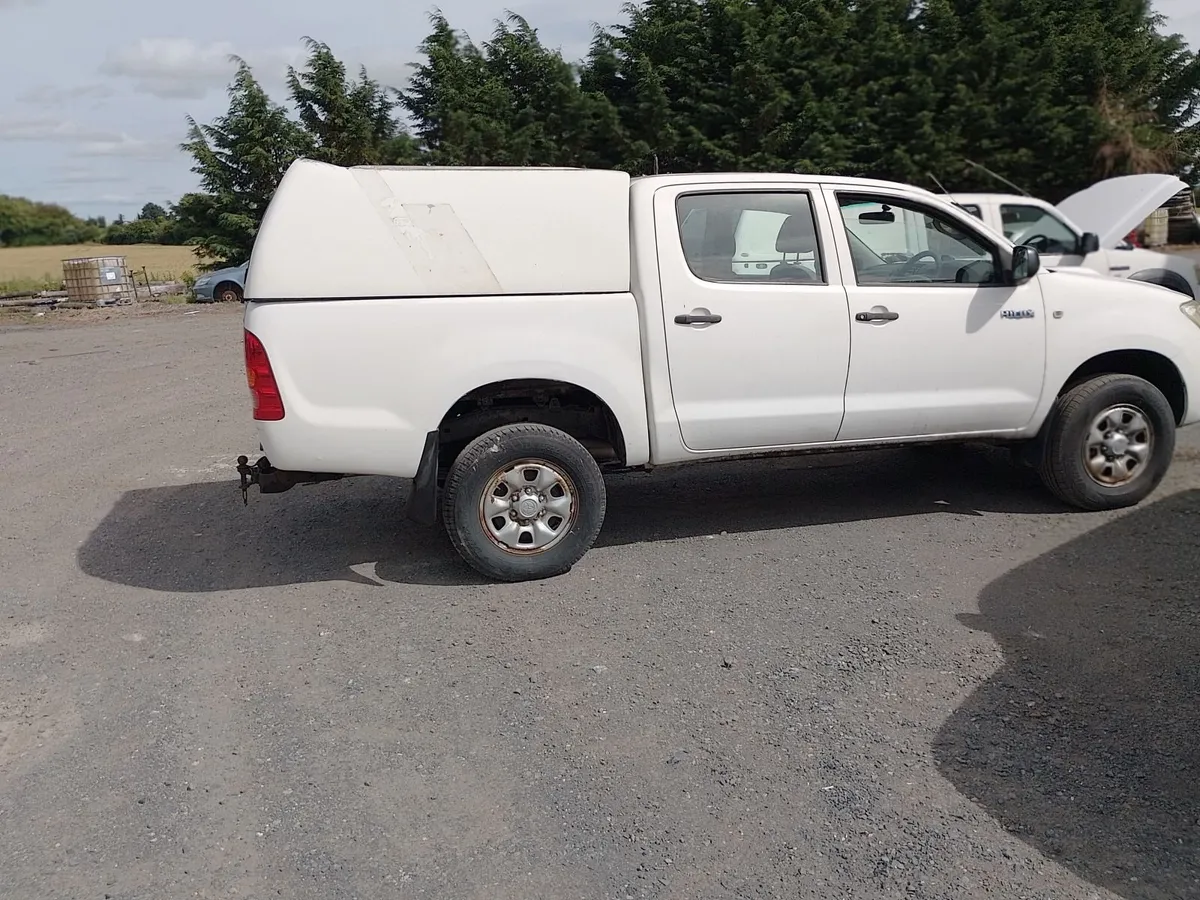 Canopy for Toyota Hilux 2011