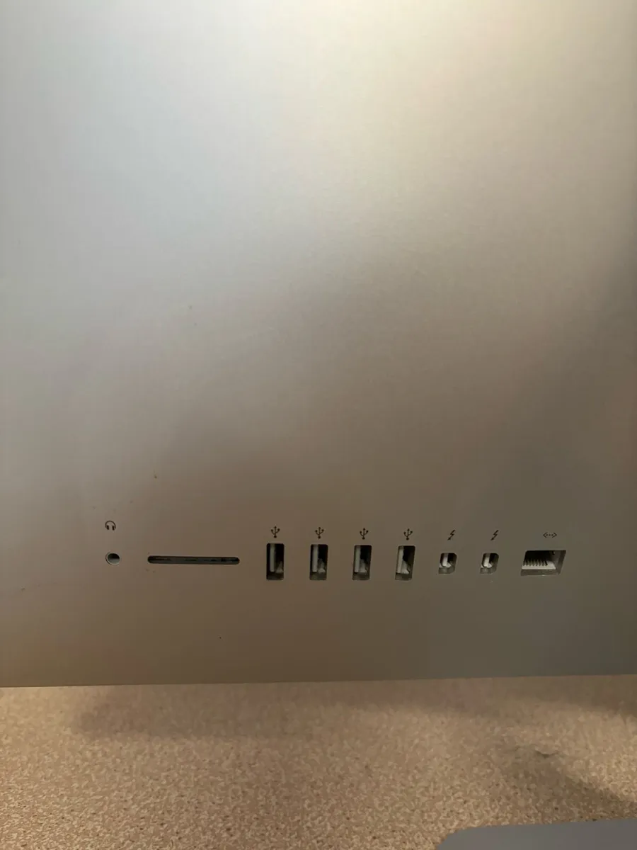iMac (21.5-inch, Late 2012) - Image 3