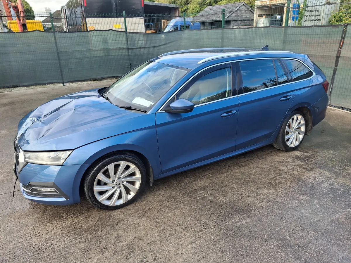 212 Skoda Octavia  Estate  C Style Automatic - Image 1