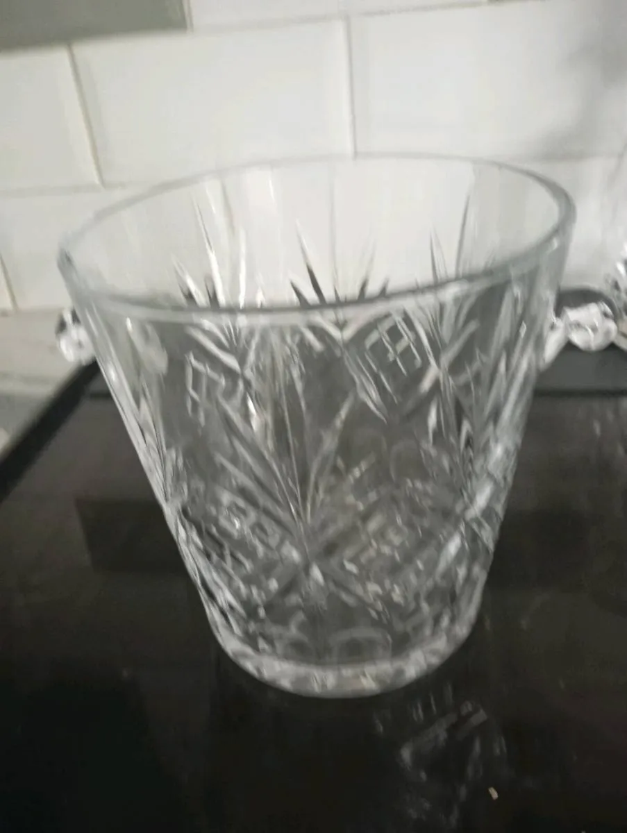 Glassware - Image 4