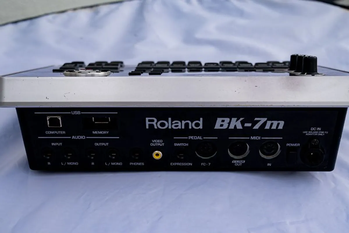 Roland Bk- 7m - Image 2