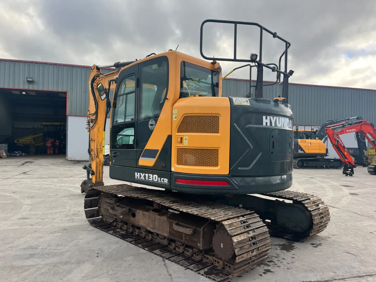 2019 Hyundai HX130LCR Excavator - Image 3