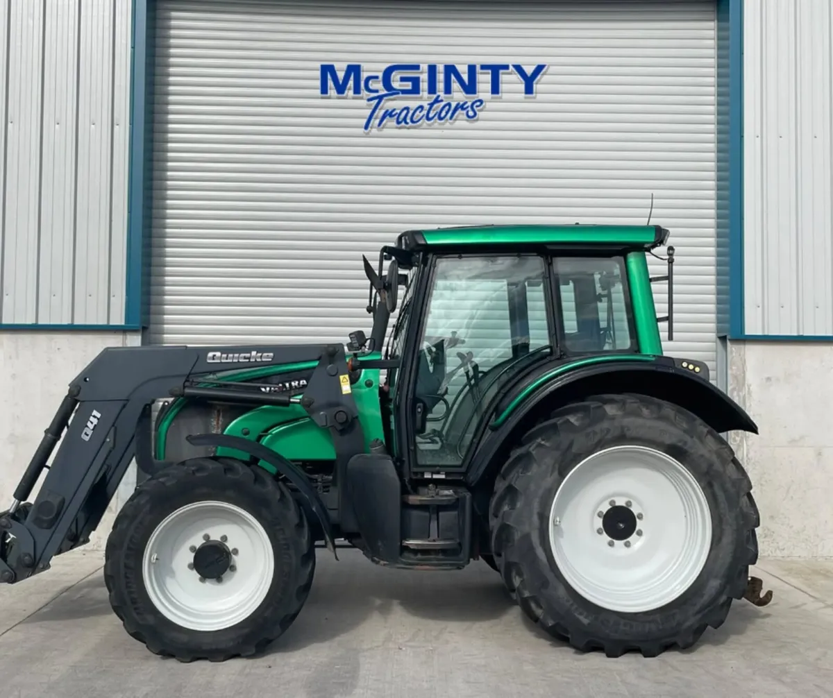 2008 Valtra N91 W/Loader - Image 4