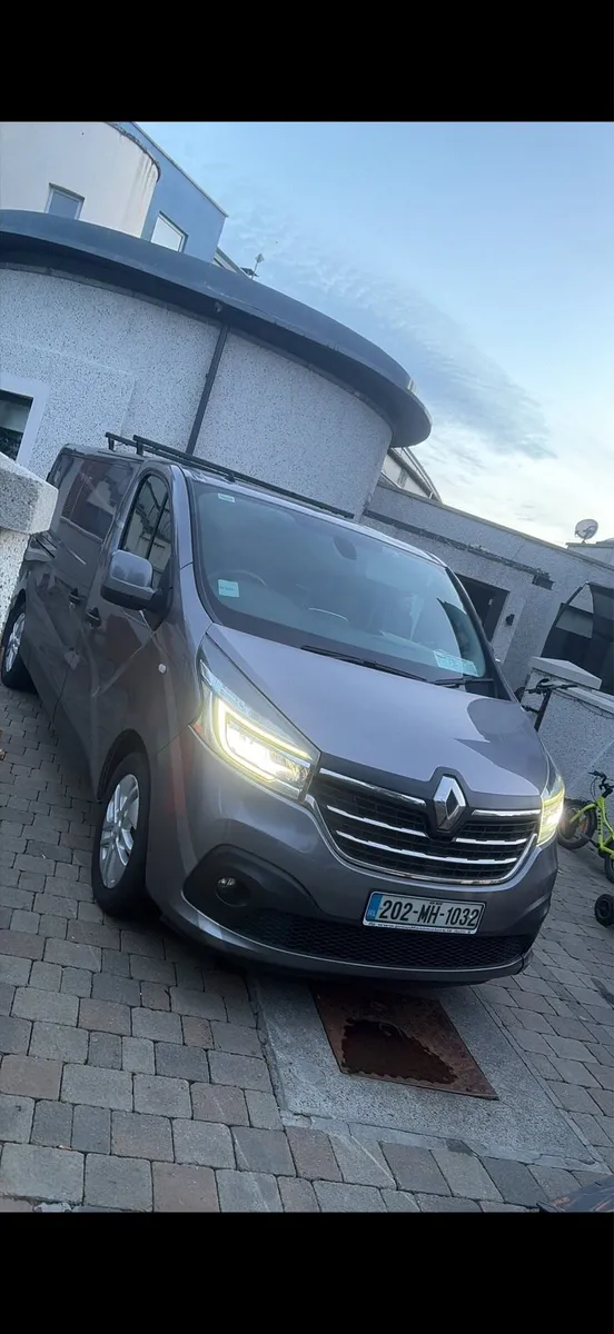Renault traffic Dsg - Image 1