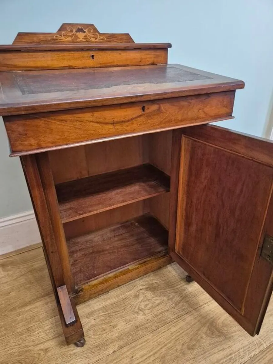 Inlaid walnut davenport desk and chair - Image 4