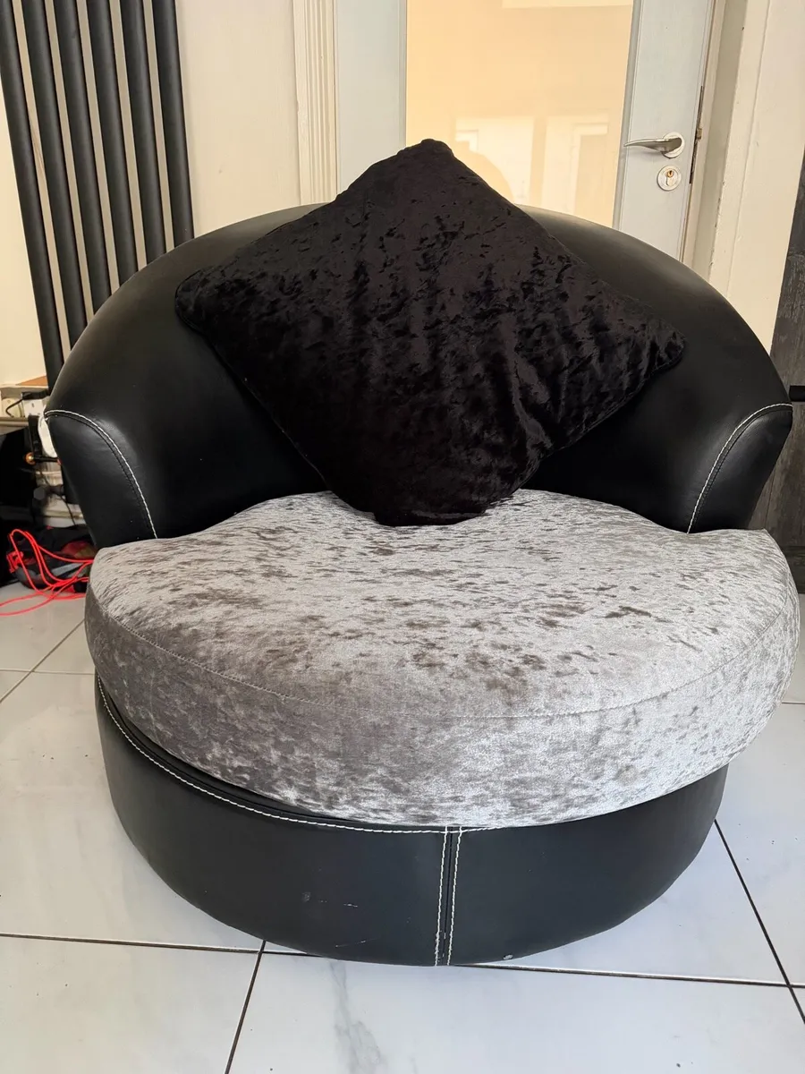 Sofa - Image 2