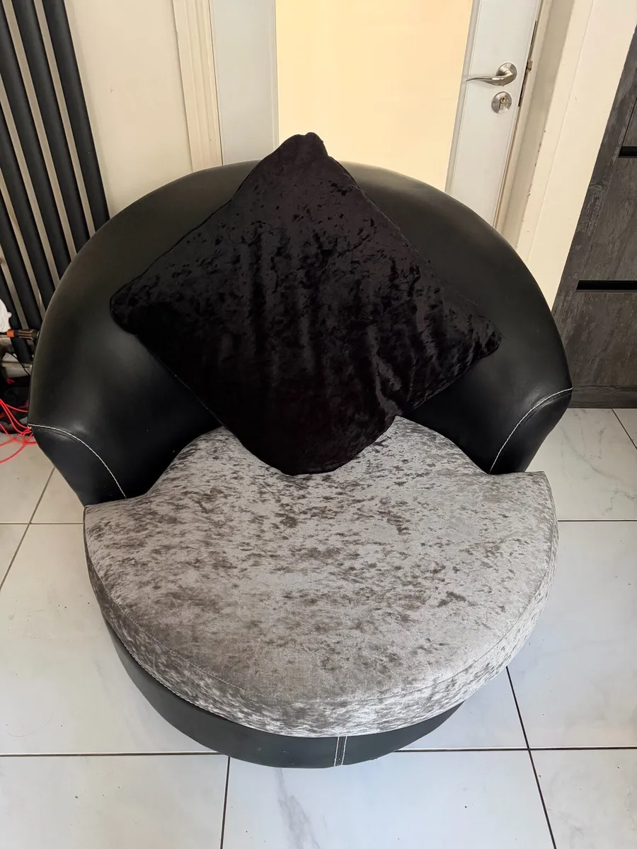 Sofa - Image 1