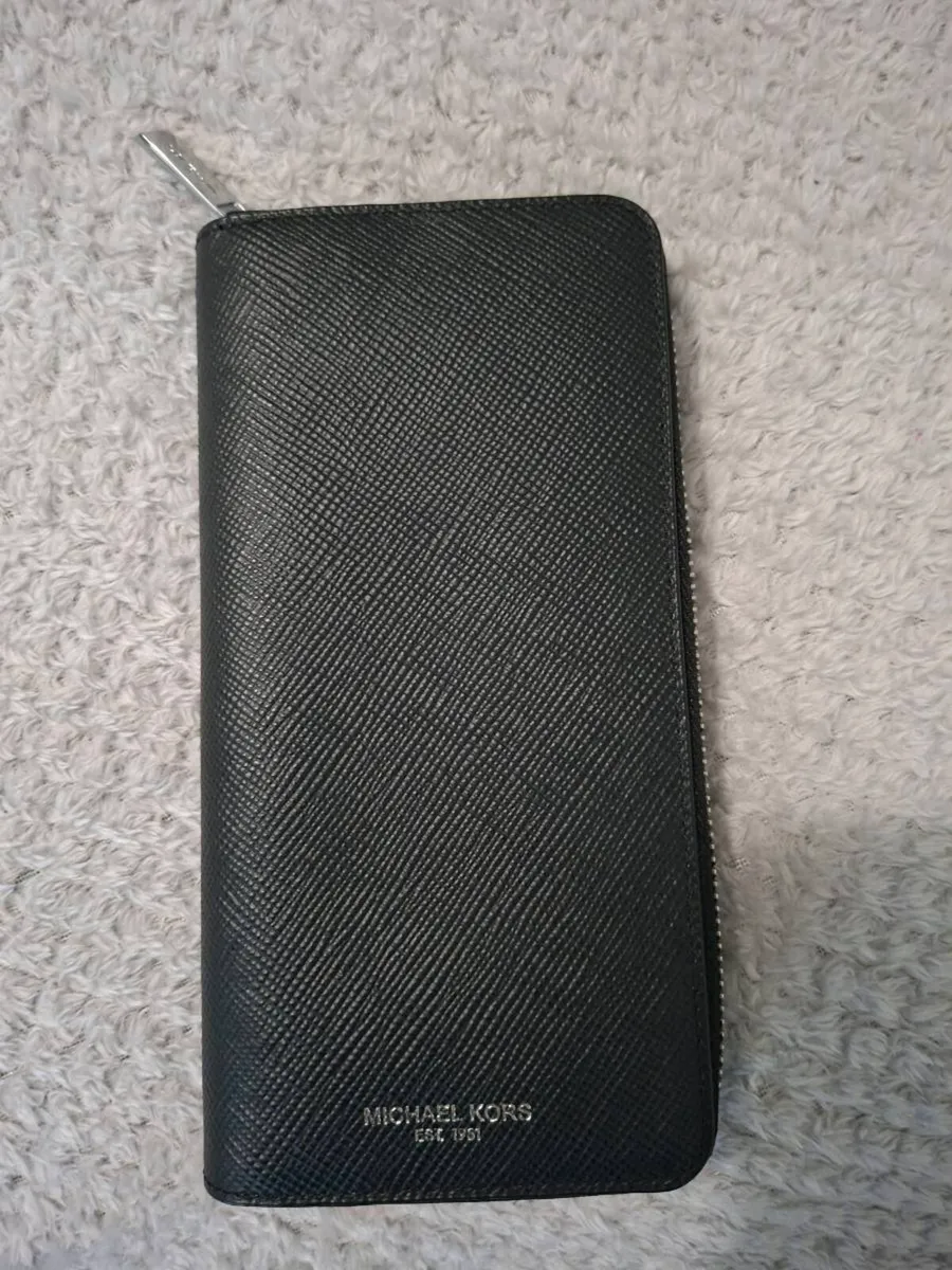 Michael Kors Wallet brand new - Image 1