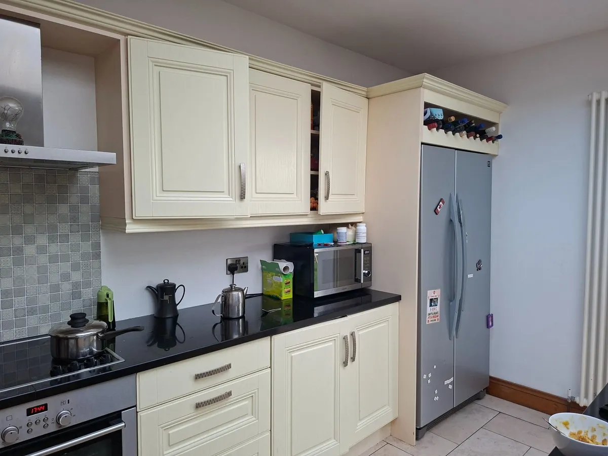 Second hand kitchen - Image 1