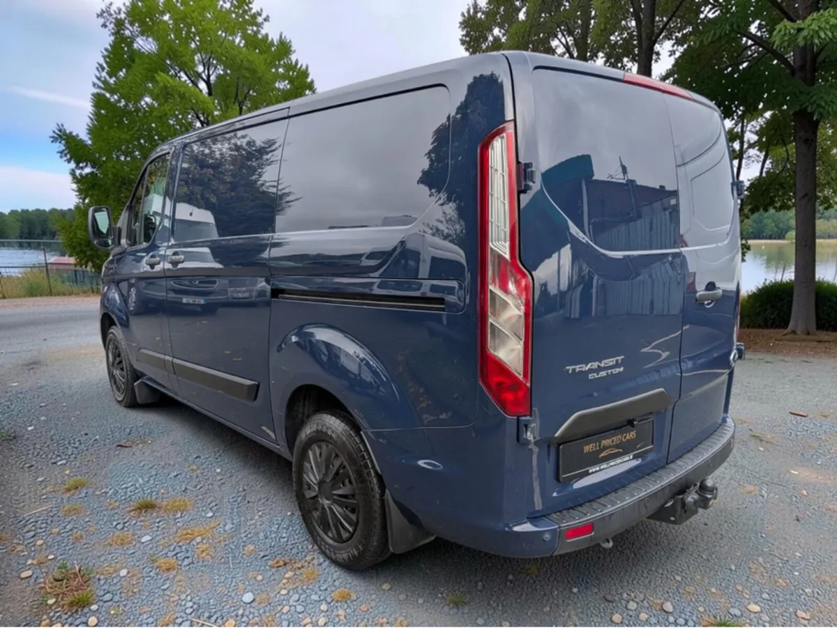 Ford Transit Custom TREND 280 2.0 105PS 6SPEED 3DR - Image 2