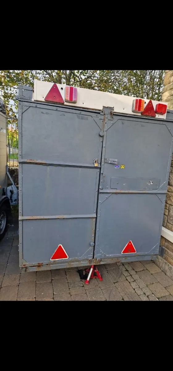 Grey Enclosed Box Trailer - Image 4