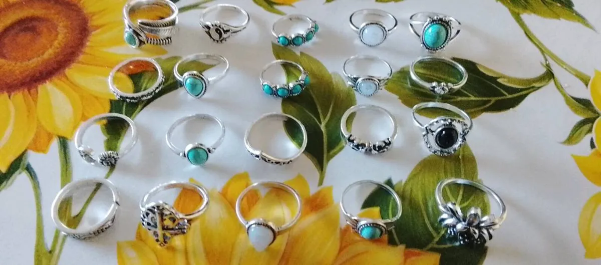 Silver ring bundle (20 rings in all) - Image 1