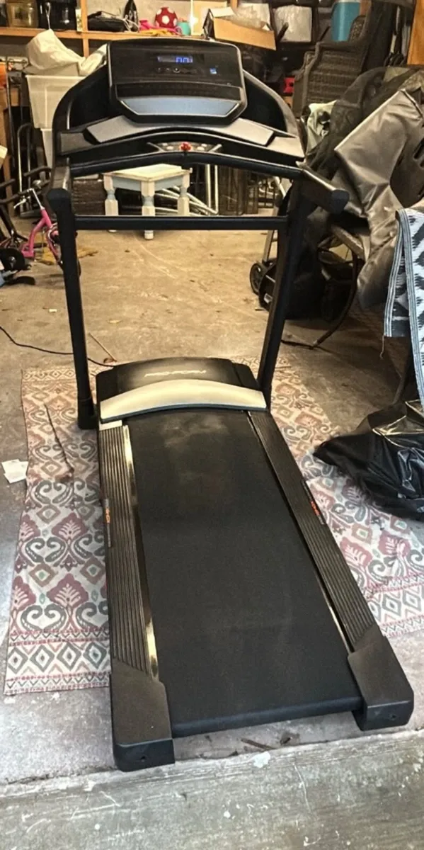 Treadmill - Image 1