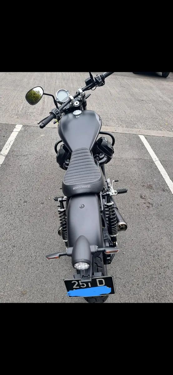 Moto guzzi v9 bobber - Image 3