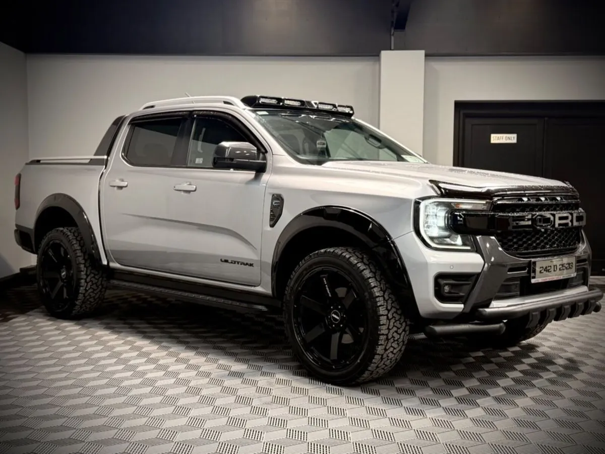 Ford Ranger 2.0 Wildtrak 205PS AUTO // FULLY KITTE - Image 4