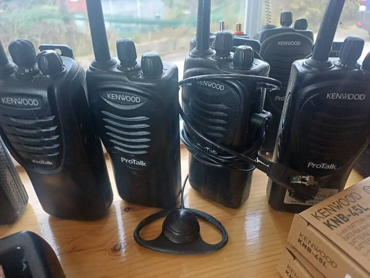 Kenwood 3501 proTalk  walkie talkie radio - Image 3
