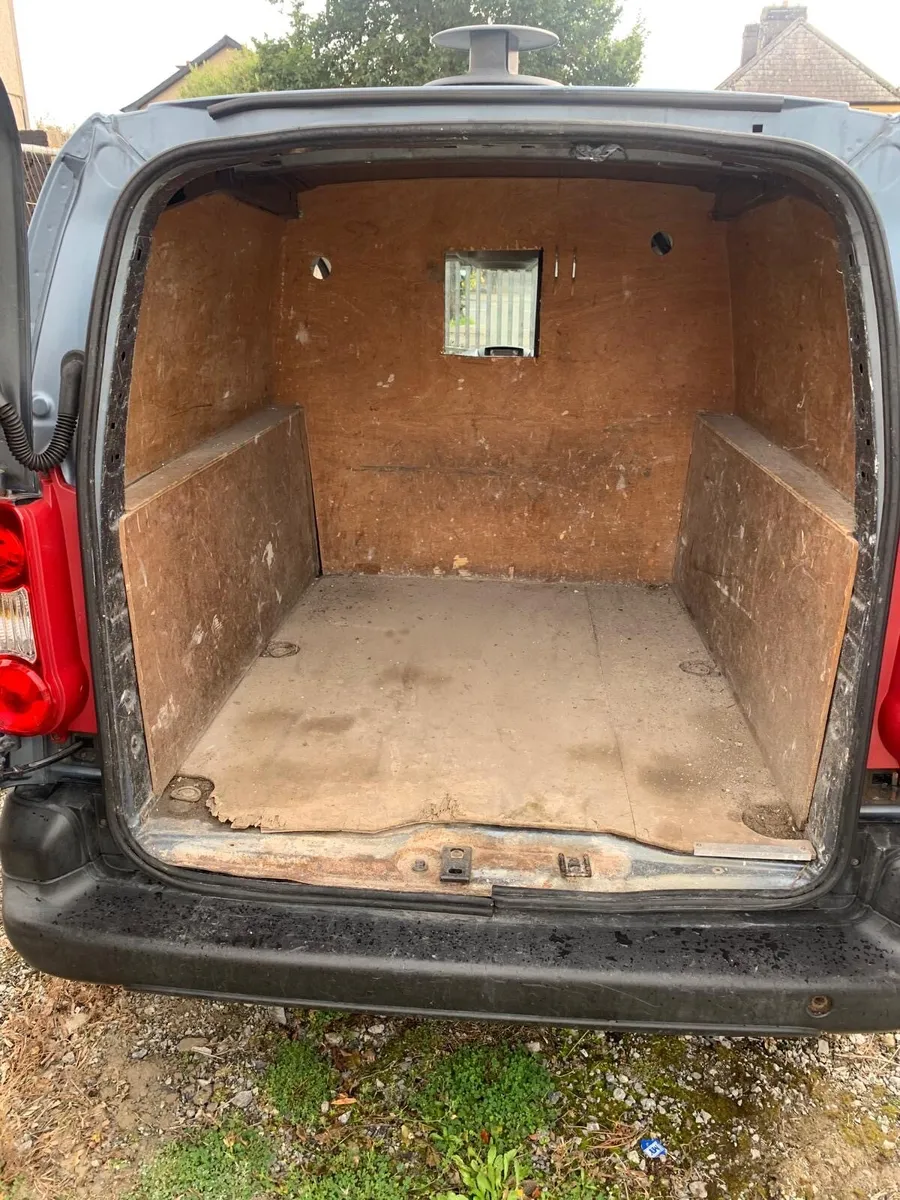 Citreon Berlingo - Image 4