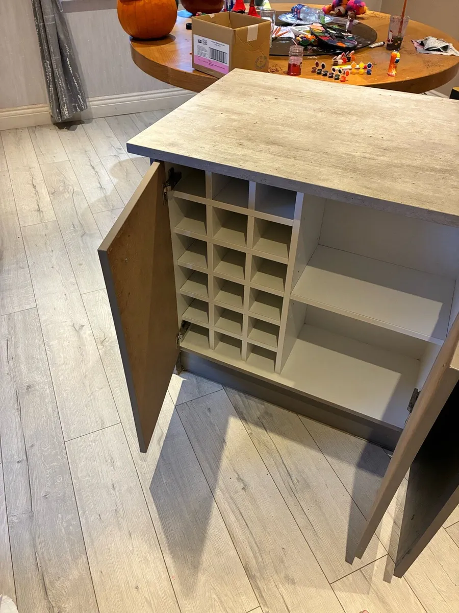 Kitchen island - Image 3