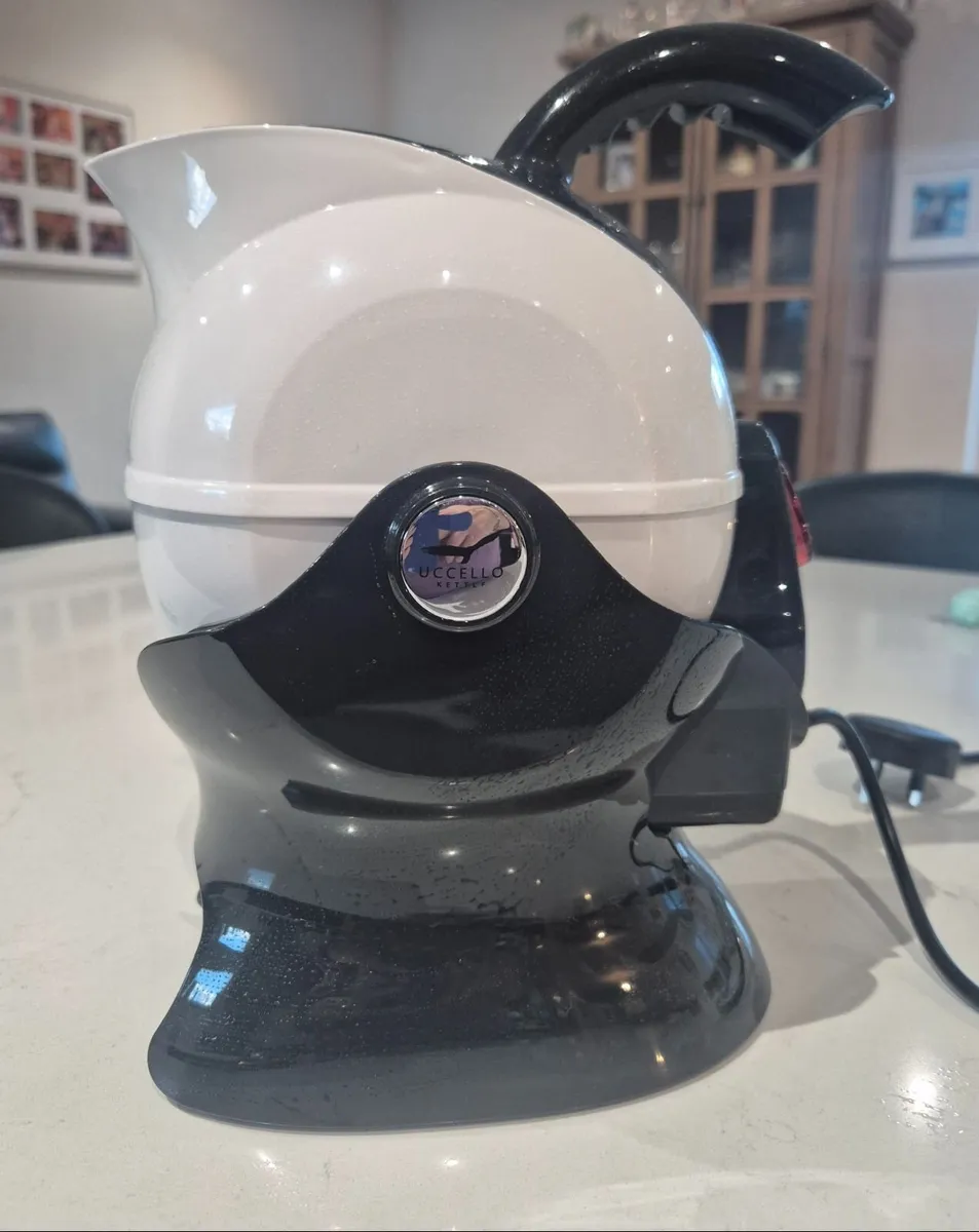 Uccello electric safety kettle - Image 2
