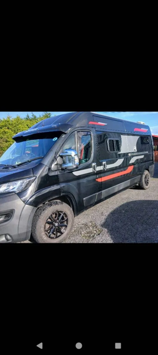 Camper van - Image 2
