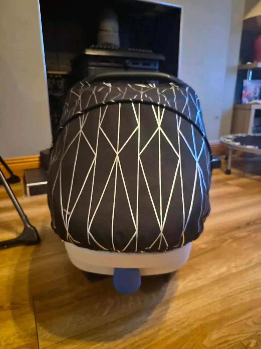 Infababy baby chair - Image 2
