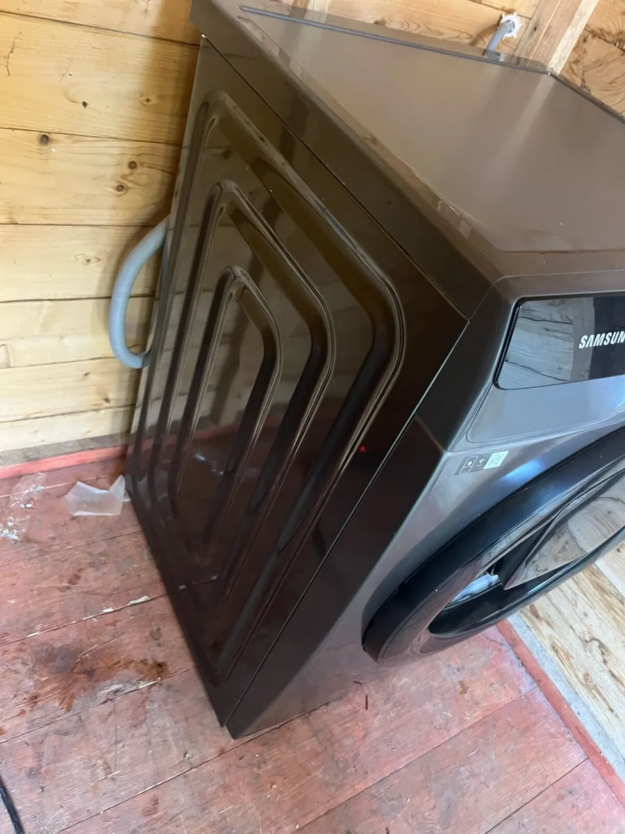 Washing machine - Image 2